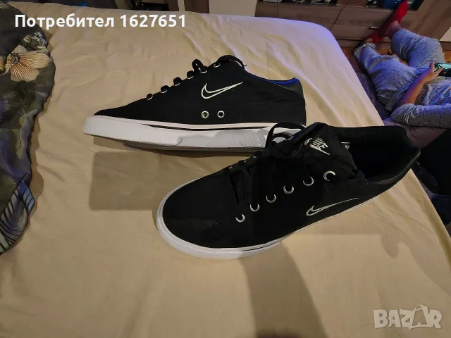 Оригинални кецове на Nike 42.5, снимка 2 - Кецове - 56349414