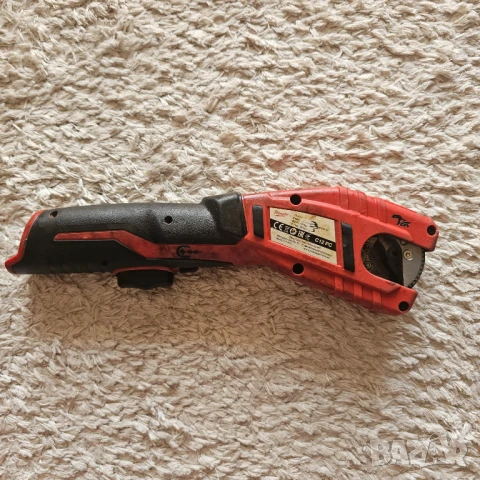 Millwaukee C12PC тръборез, ЛИПСВА режещото колело и оста му, снимка 4 - Други инструменти - 51278330