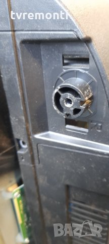 оригинална стойка телевизор TELEFUNKEN 32HE5010, снимка 3 - Стойки, 3D очила, аксесоари - 35377784