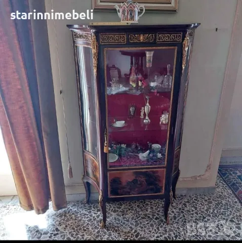 Изящна антикварна витрина , снимка 2 - Секции и витрини - 50076773
