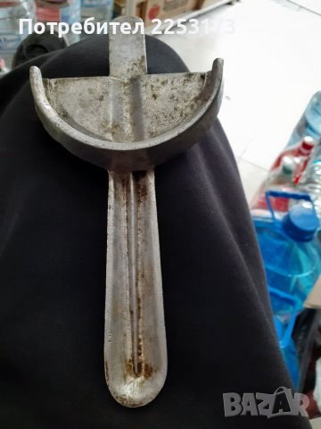 Стара алуминиева отварачка за буркани, снимка 1