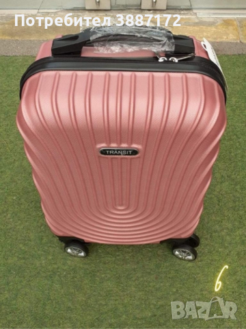 Стилен куфар с колелца за ръчен багаж с твърдо покритие 40/30/20см, снимка 5 - Други стоки за дома - 44793643