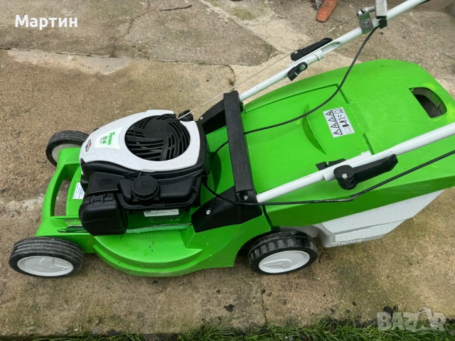 Бензинова самоходна косачка Viking 