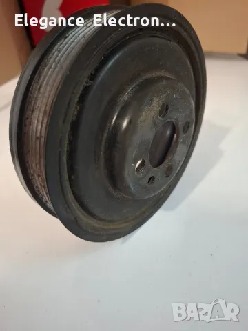 Демпферна шайба 038105243M за VW touran, passat, Golf 2.0 TDI (2008 - 2012) , снимка 4 - Части - 47903301