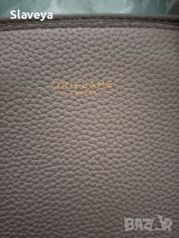 Продавам дамска чанта сива, снимка 4 - Чанти - 39007343