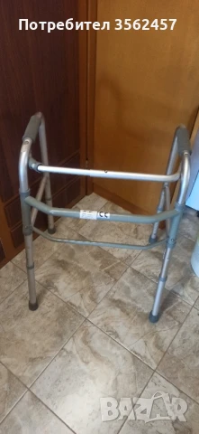 продавам проходилка за възрастни