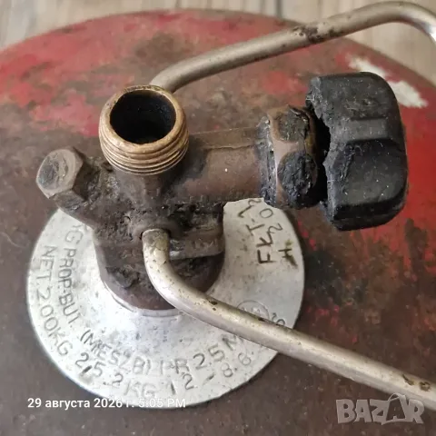 Газова бутилка за пропан-бутан 2 л, с кран, празна, снимка 3 - Газови котлони - 55914624