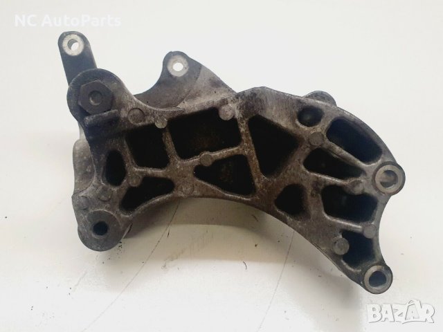 Бракет за хидравлична помпа за Dodge Додж Авенджер JS 2.0 бензин 04891593AA 2008, снимка 8 - Части - 42728765