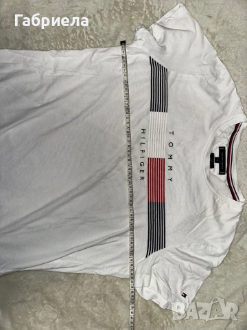 Оригинална тениска на Tommy Hilfiger , снимка 3 - Тениски - 54168776