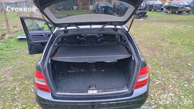 Щора багажник за Mercedes W204 комби