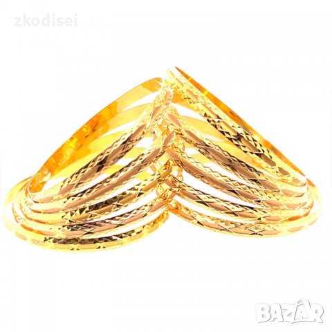 Златна дамска гривна 6,35гр. диаметър:7,0см. 14кр. проба:585 модел:12182-3, снимка 2 - Гривни - 38605558