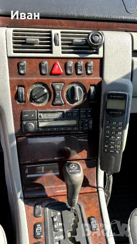 Продавам Mercedes E220D, снимка 15 - Автомобили и джипове - 56310537