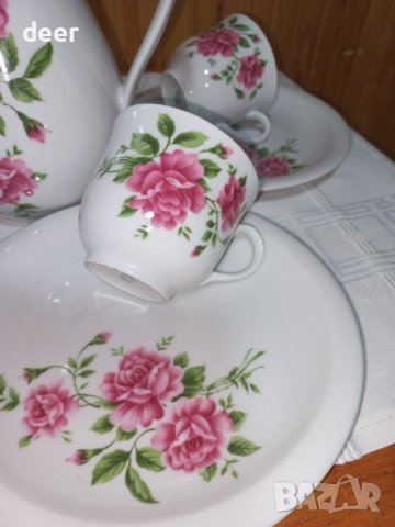 Баварски порцеланови чаши за чай или кафе, снимка 6 - Сервизи - 44387783