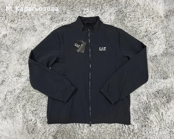 Чисто ново яке EA7 Emporio Armani, Размер XL