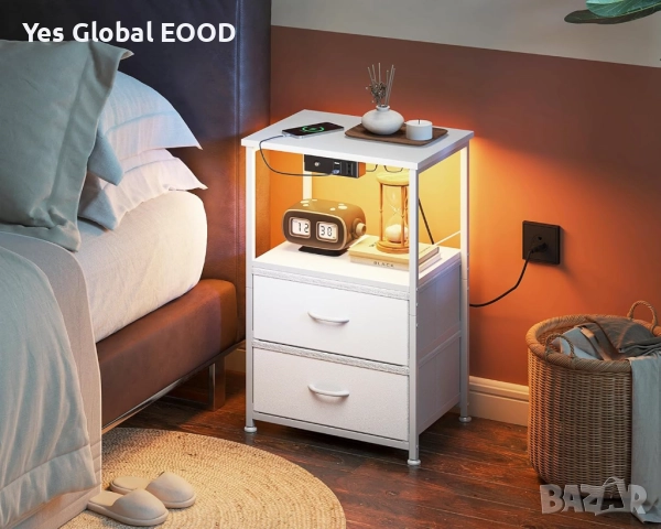 Бяла нощна масичка с LED осветление и 2 USB порта, снимка 7 - Скринове - 52942730