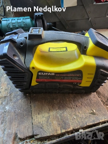 Мини компресор,лед,прожектор., снимка 2 - Аксесоари и консумативи - 51717936