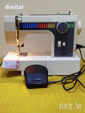 Метална шевна машина NECCHI 559, снимка 12 - Шевни машини - 54262718