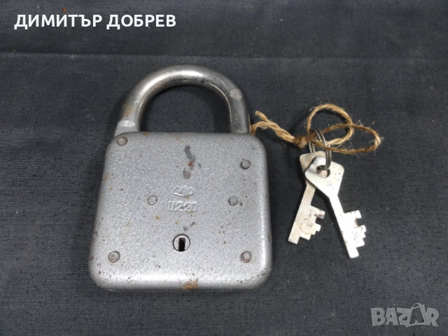 СТАР РЕТРО СОЦ СССР ГОЛЯМ КАТИНАР С 2 КЛЮЧА, снимка 2 - Антикварни и старинни предмети - 51945934