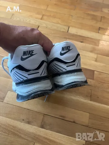 Мъжки маратонки NIKE 42, снимка 3 - Маратонки - 55806195