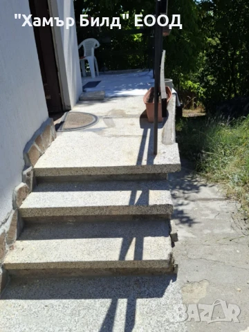 Продавам малка двуетажна къща в с.Ярославци, община Брезник, снимка 6 - Вили - 51104686