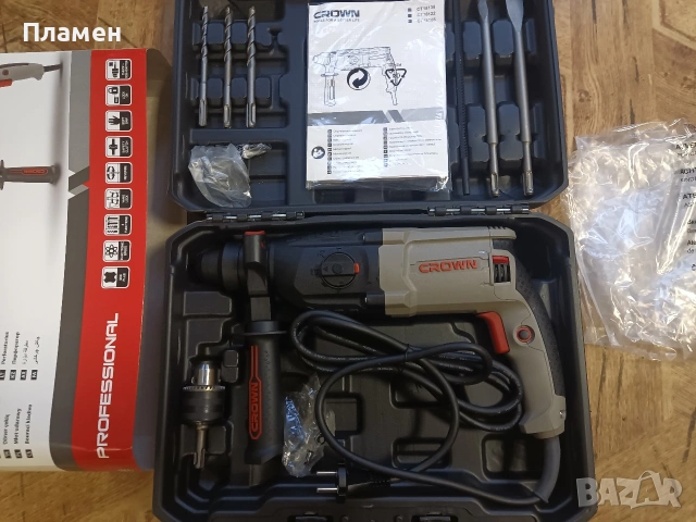 Перфоратор CROWN Professional 3.4j 800w, снимка 2 - Перфоратори - 53235109