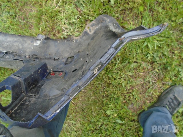 Задна броня Рено Сценик 2004 година, снимка 4 - Части - 34907916