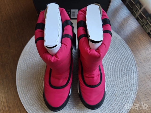 Нови боти/ботуши/апрески на Puma, Camper, Sorel - н. 31, снимка 8 - Детски боти и ботуши - 52332116