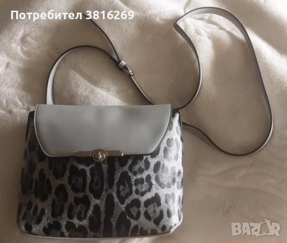 Чанта малка, снимка 6 - Чанти - 52540869