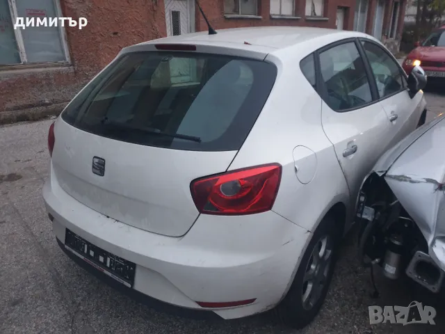 Seat Ibiza 1.2i 16v CGP EU5, снимка 4 - Автомобили и джипове - 47883156