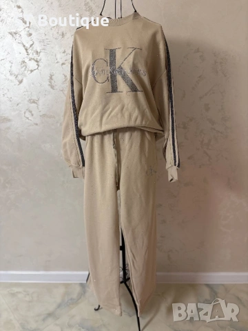 Спортен екип Calvin Klein, снимка 2 - Спортни екипи - 54123779