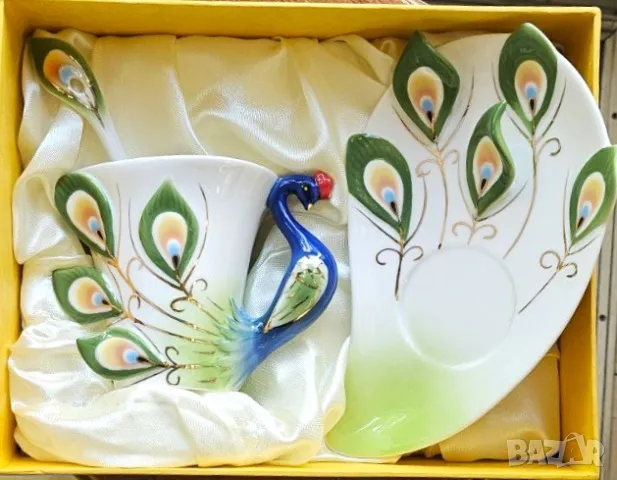 Бутикова чаша, арт пластика Паун - 3 части - костен порцелан, снимка 2 - Подаръци за жени - 38470423
