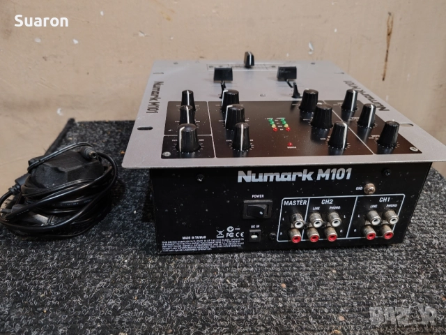 Пулт миксер ,,Numark M101" смесител, снимка 3 - Ресийвъри, усилватели, смесителни пултове - 52465260
