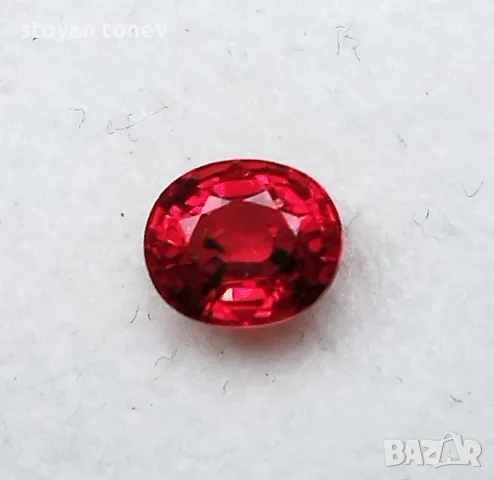 Невероятен червен рубин с VS чистота - 0.77кт.! Сертифициран! Нов! 
