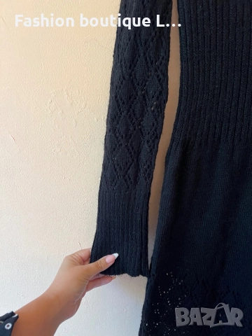 Черна плетена рокля вталена в талията М размер подходяща за есента и зимата 🖤🖤, снимка 3 - Рокли - 52116949