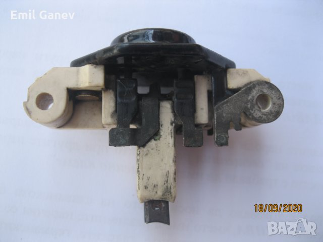 РЕЛЕ РЕГУЛАТОР АЛТЕРНАТОР ОТ ФОРД ЕСКОРТ CLX 16V (1993), снимка 2 - Автомобили и джипове - 30122378