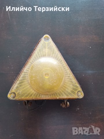 триъгълна светлина за камион, снимка 2 - Аксесоари и консумативи - 39647785