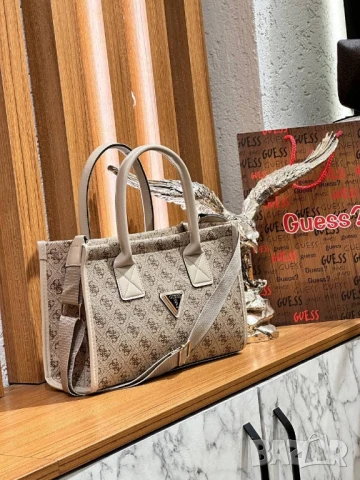 чанти guess , снимка 4 - Чанти - 51320639
