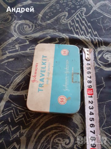 Кутия от стара аптечка на Johnson, снимка 5 - Други ценни предмети - 29740206