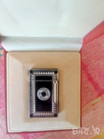 Запалка S.T. Dupont