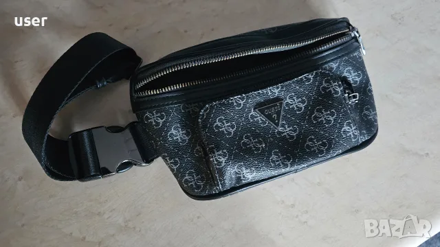 Чанта за кръст / през рамо GUESS (Черна)