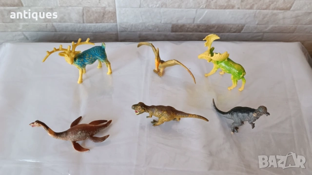 Стари играчки - фигури на динозаври и елени, снимка 2 - Антикварни и старинни предмети - 53108597