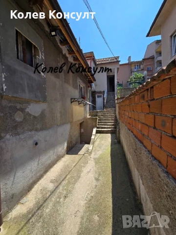 Продавам къща близнак в град Хасково,кв”Червена стена”, снимка 9 - Къщи - 50731066