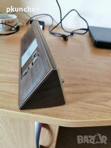 Ретро AM радио THE VIP RADIO, снимка 3 - Радиокасетофони, транзистори - 39961261