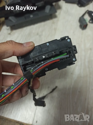 Бутон аварийни светлини за Mercedes-Benz E-Class Sedan (W210) , 210 820 13 10, снимка 3 - Части - 51342060