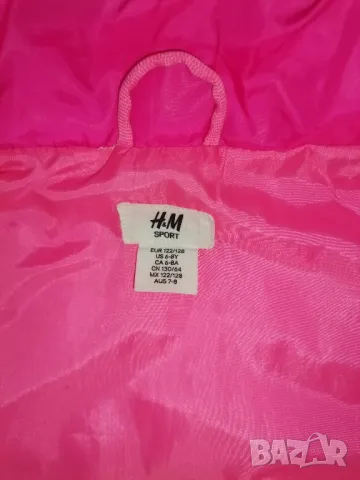 Детски елек H&M, 122/128см, 6/8г., олекотен и топъл, много запазен, отлично състояние, снимка 3 - Детски якета и елеци - 29096480