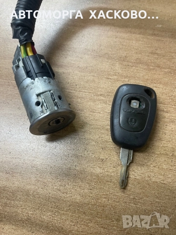 Контактен ключ за Opel Vivaro A Box (08.2001 - 02.2014), снимка 3 - Части - 52103539