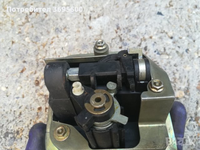 Seat Ibiza / Сеат Ибиза дръжка багажник заден капак, снимка 5 - Части - 42432770