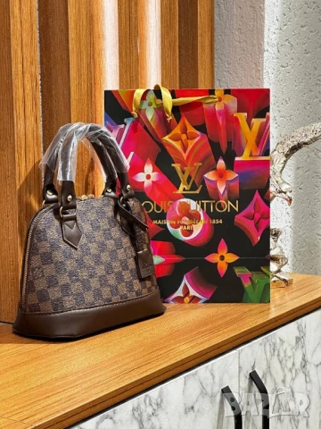 чанти louis vuitton tommy hilfiger , снимка 12 - Чанти - 51394692