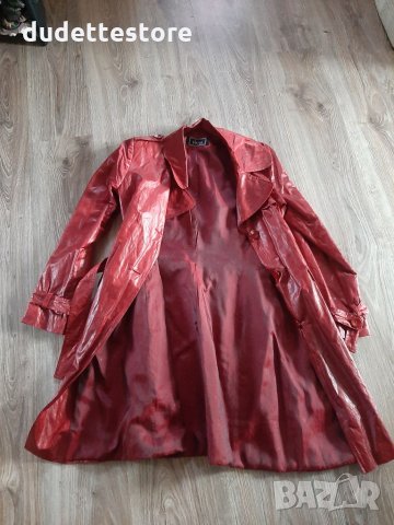 Изключително красив шлифер манто червен бордо, снимка 2 - Палта, манта - 34069540