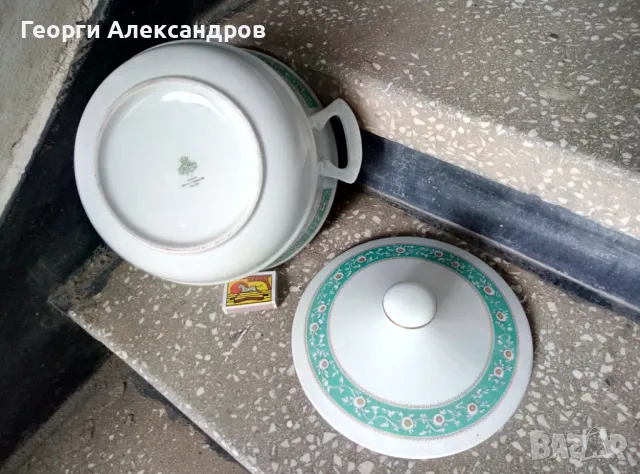 JLMENAU Graf Von Henneberg Porzellan 1777 Made in German Democratic Republic Стар ПОРЦЕЛАНОВ СУПНИК, снимка 3 - Съдове за готвене - 49200654